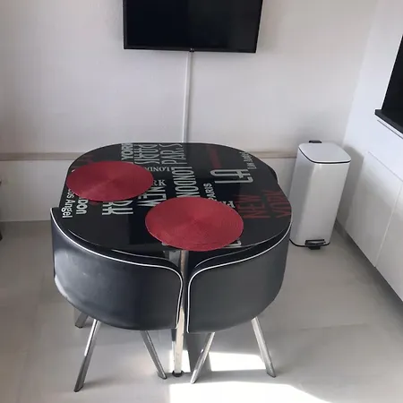 Naturiste Cap D'agde Port Soleil 571 *