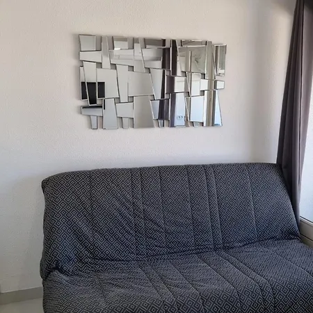 Naturiste Cap D'agde Port Soleil 571 *